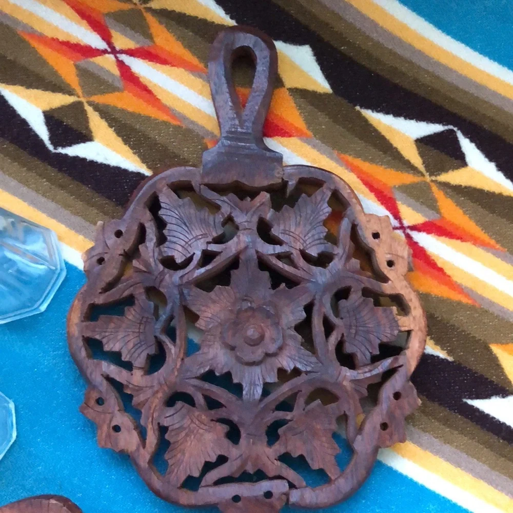 2 SETS SALT & PEPPER  3- CARVED  WOOD TRIVETS   5pc  CARVED  COASTERS S…